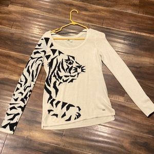 Women sweater